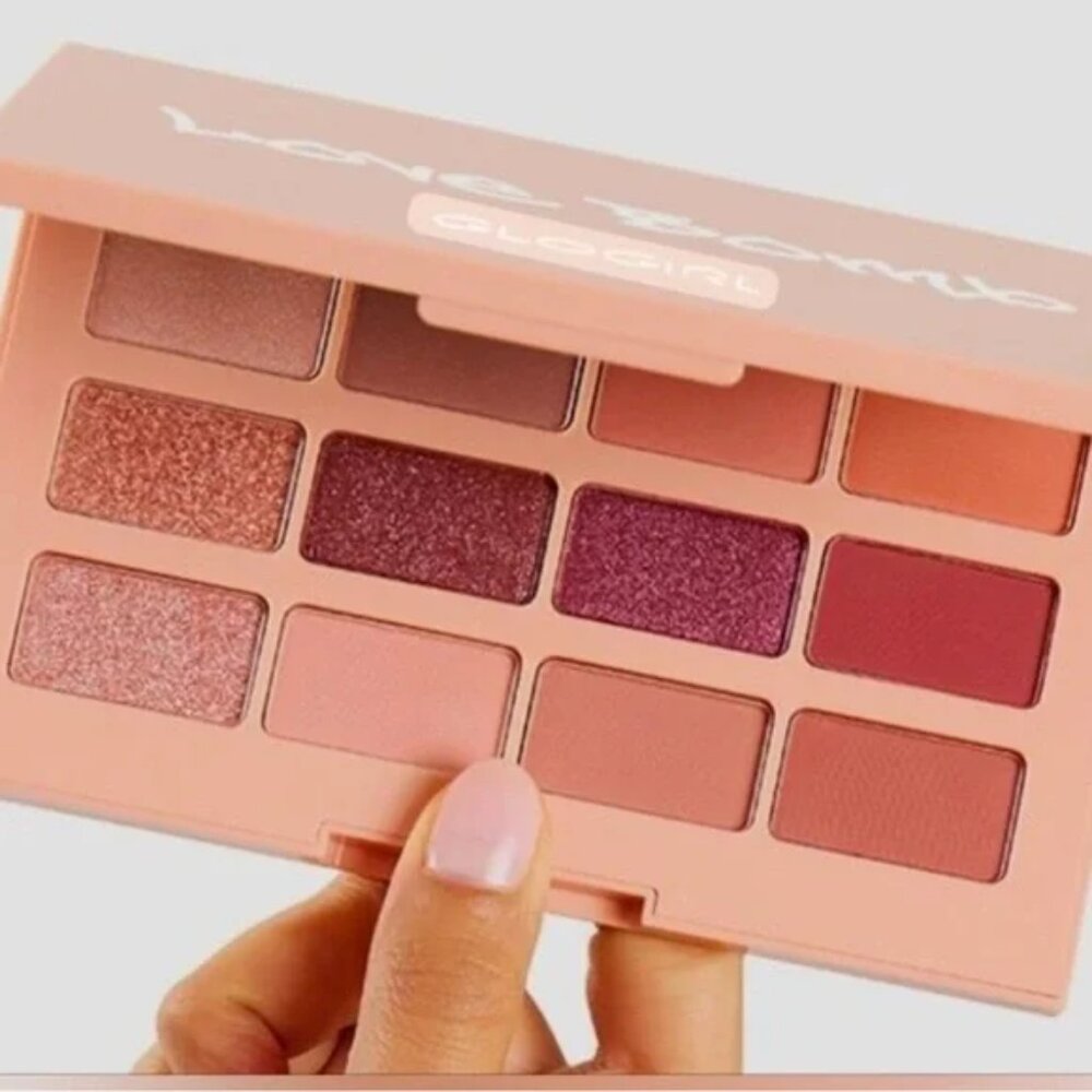 GLOGIRL COSMETICS “Love Bomb” 12-Pan Eyeshadow Palette (BRAND-NEW!) - Picture 2 of 7